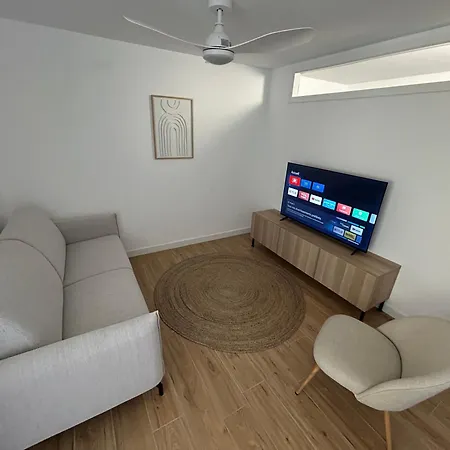 Appartement Apparemment Bord De *